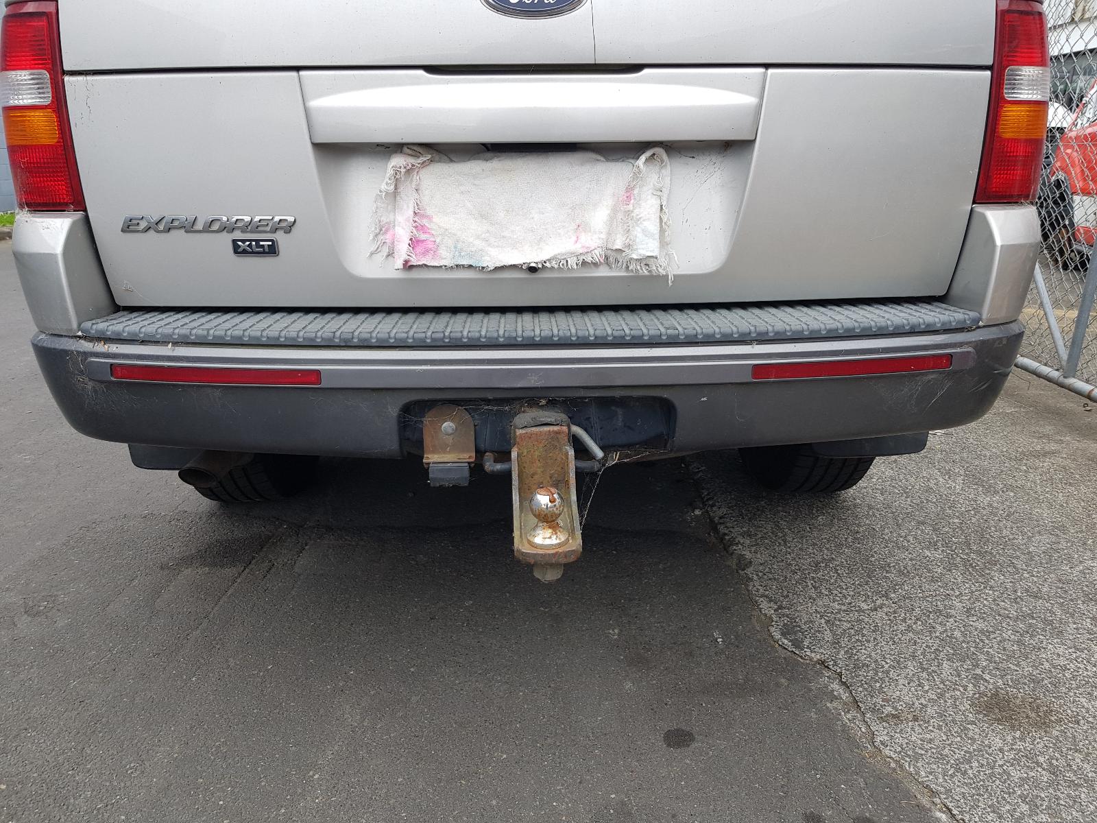 Ford Explorer - UT 2001-2005