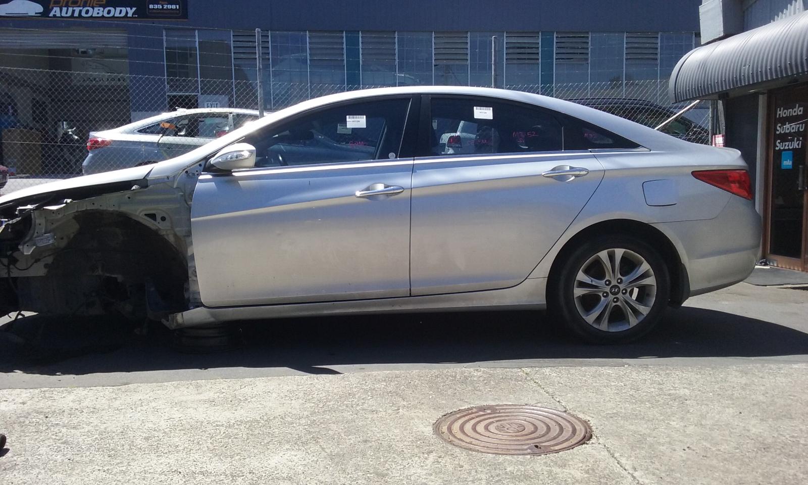 Hyundai i45 - 2010-2013