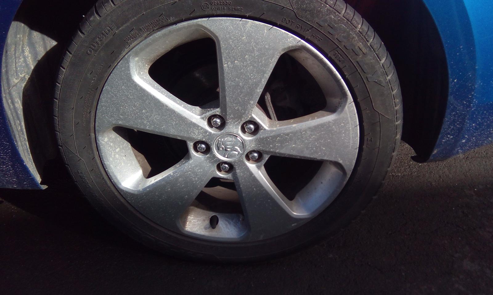 Holden Cruze - 2009-Present