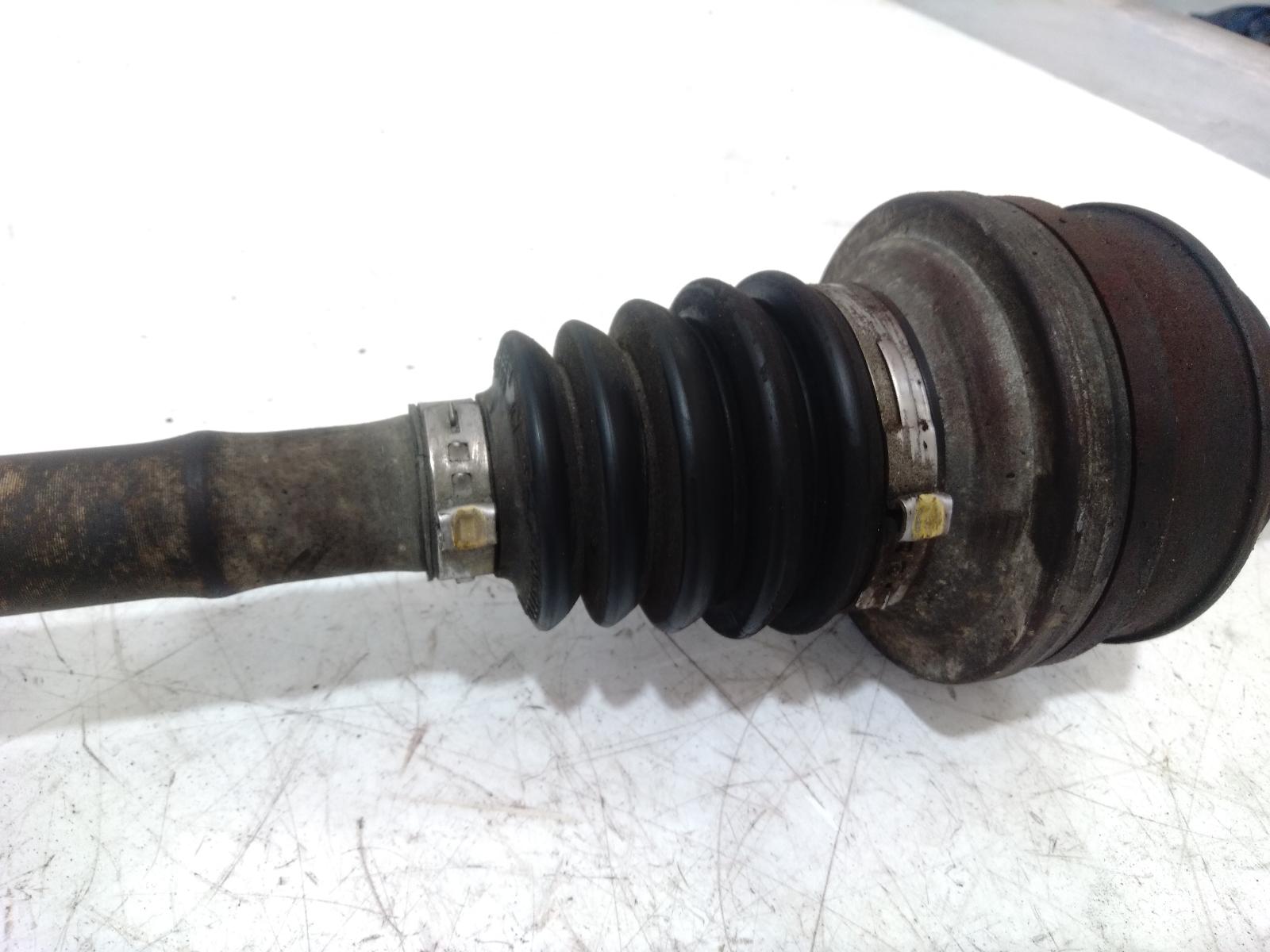 Left_Driveshaft