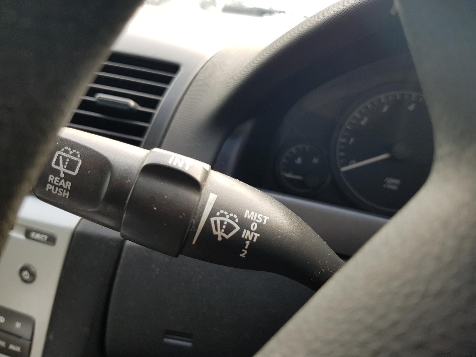 Holden Commodore - VE Omega 06-