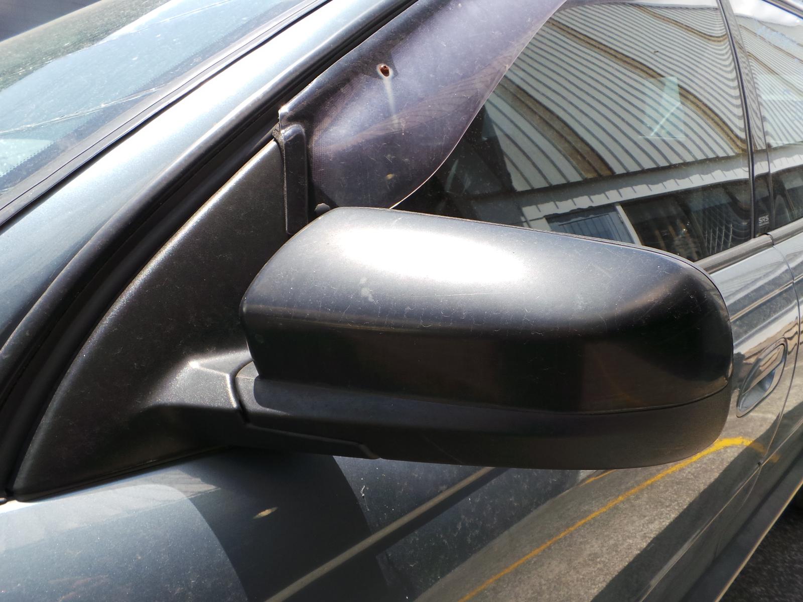 Holden Adventra - VZ 2005-2007