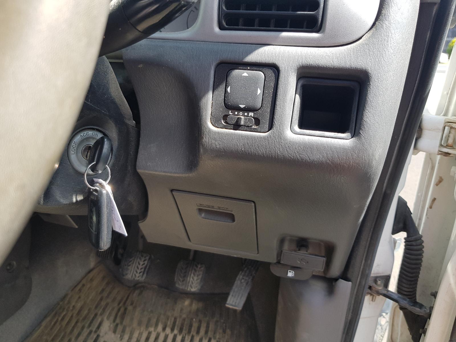 Ford Courier - UT 2005-2006