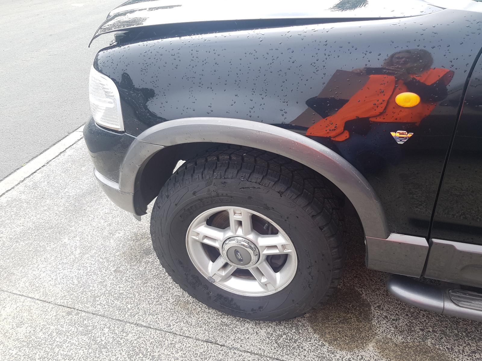 Ford Explorer - UT 2001-2005