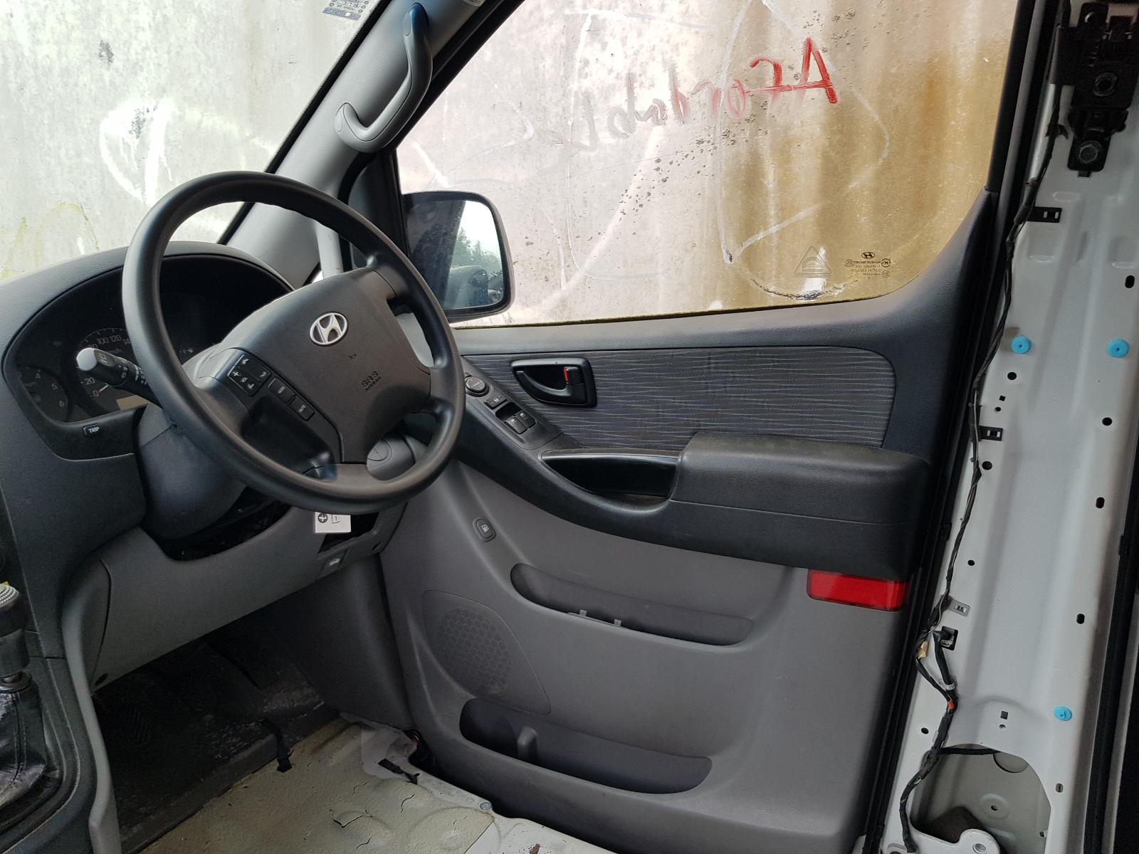 Hyundai H1 Van - 2008-2016