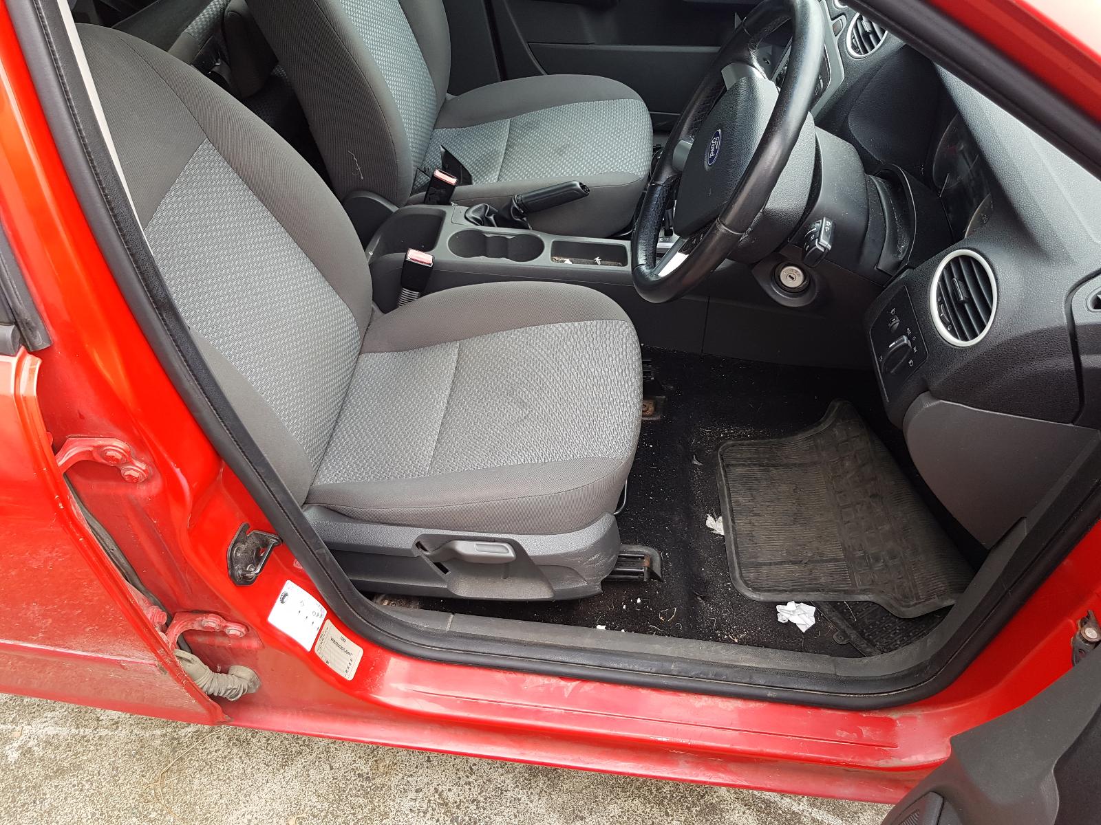 Ford Focus - LS 2005-2007