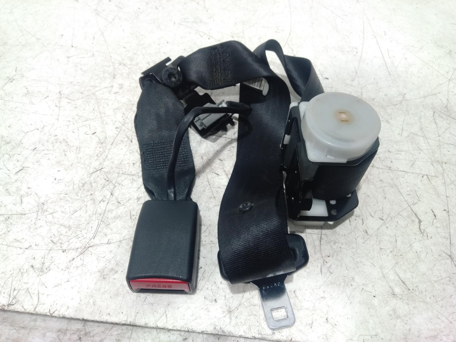Seat_Belt_Stalk