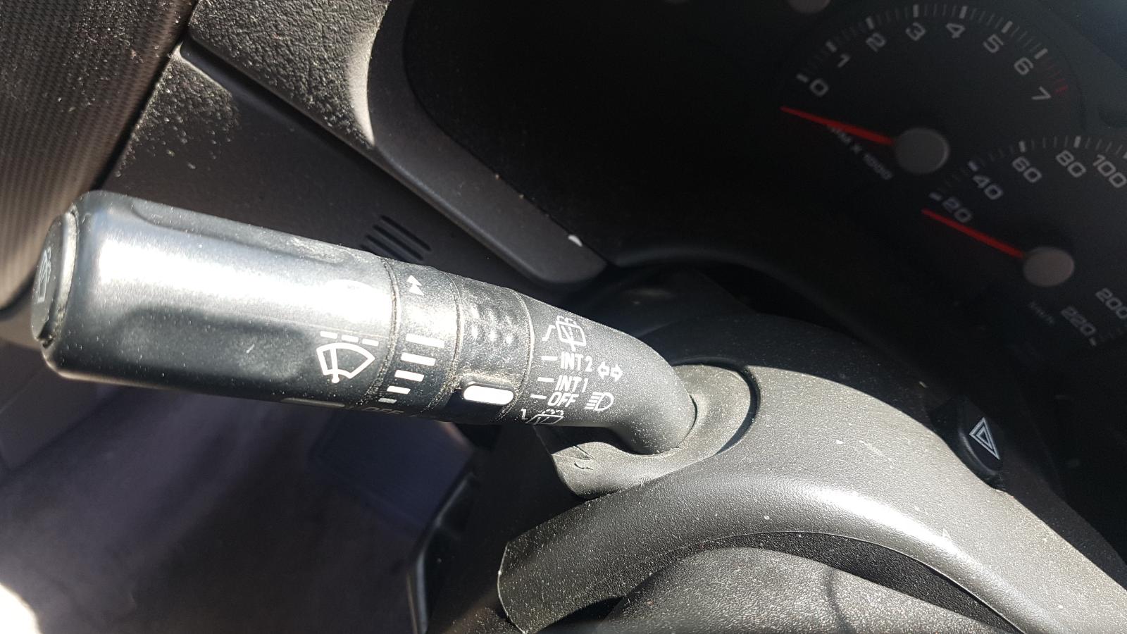 Ford Explorer - UT 2001-2005