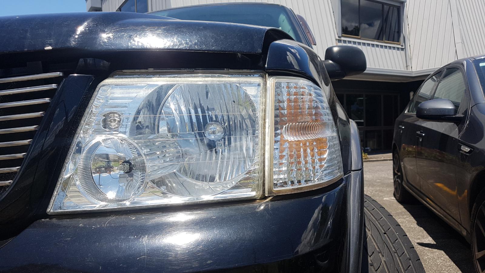 Ford Explorer - UT 2001-2005