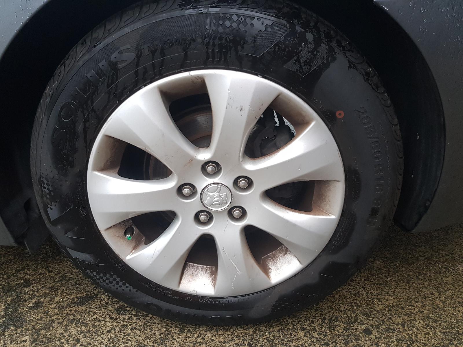 Holden Cruze - 2009-Present