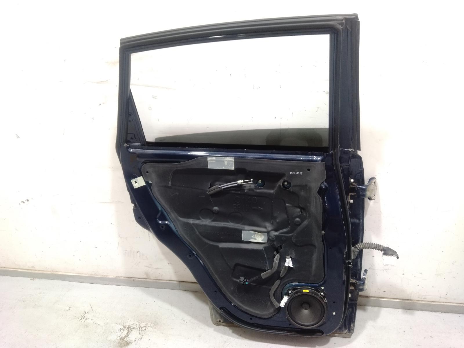 Left_Rear_Door_Sliding