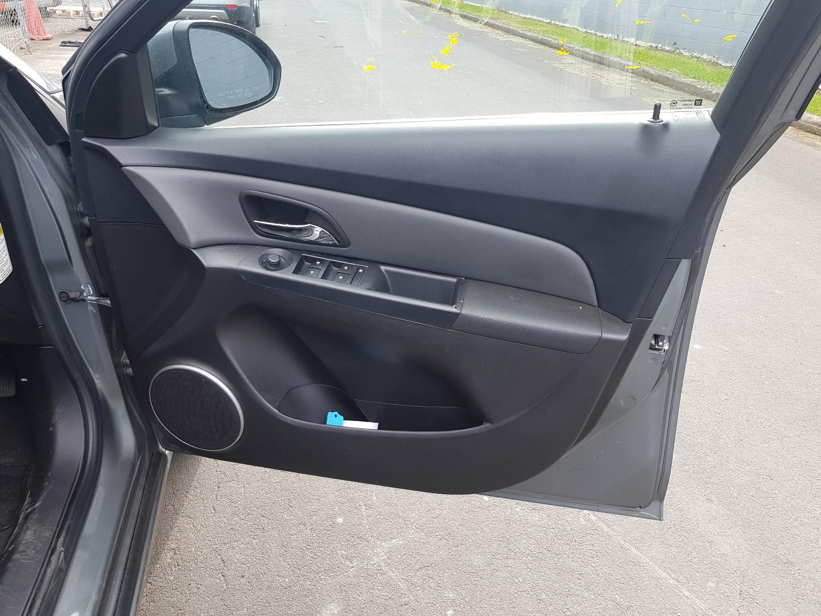 Holden Cruze - 2009-Present