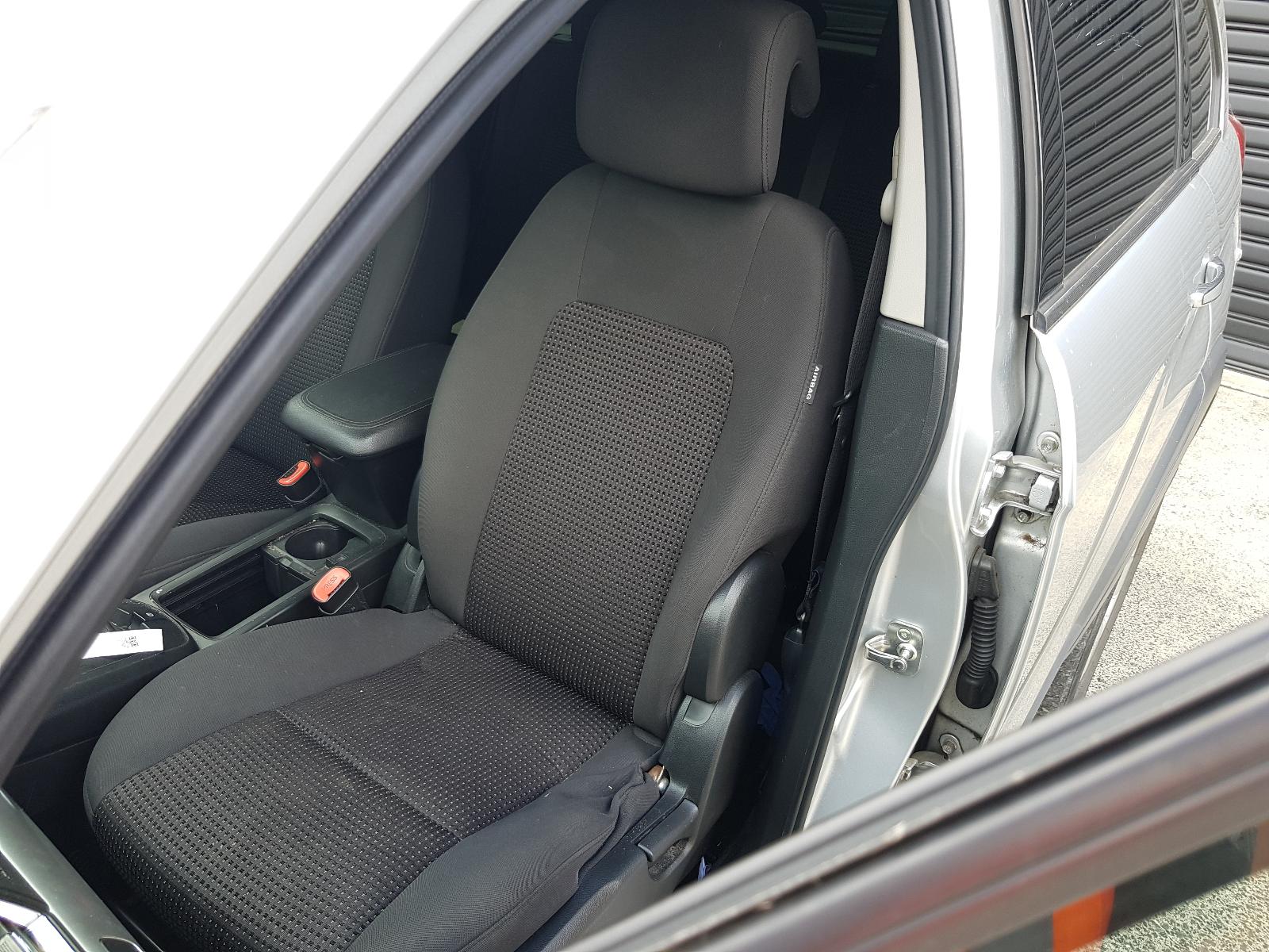 Holden Captiva - Captiva 7 2011-Present