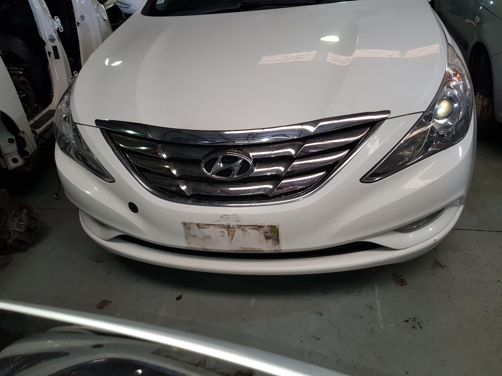 Hyundai i45 - 2010-2013