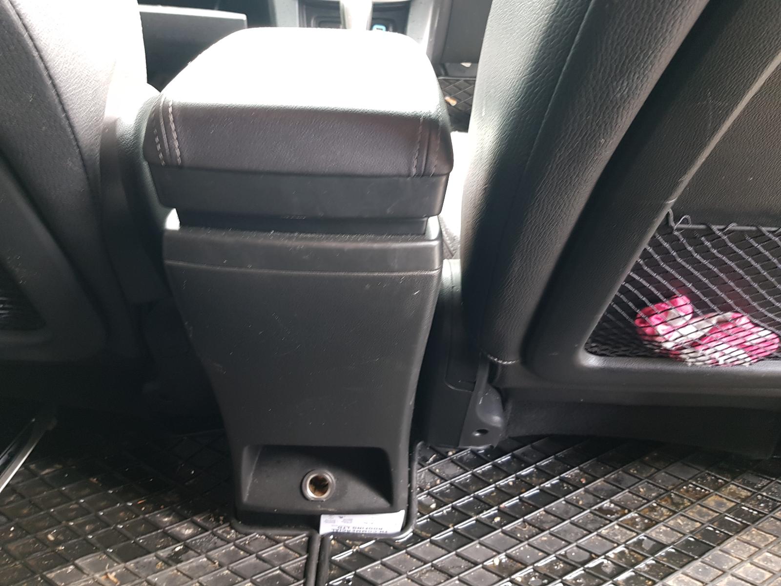 Holden Captiva - Captiva 7 2011-Present