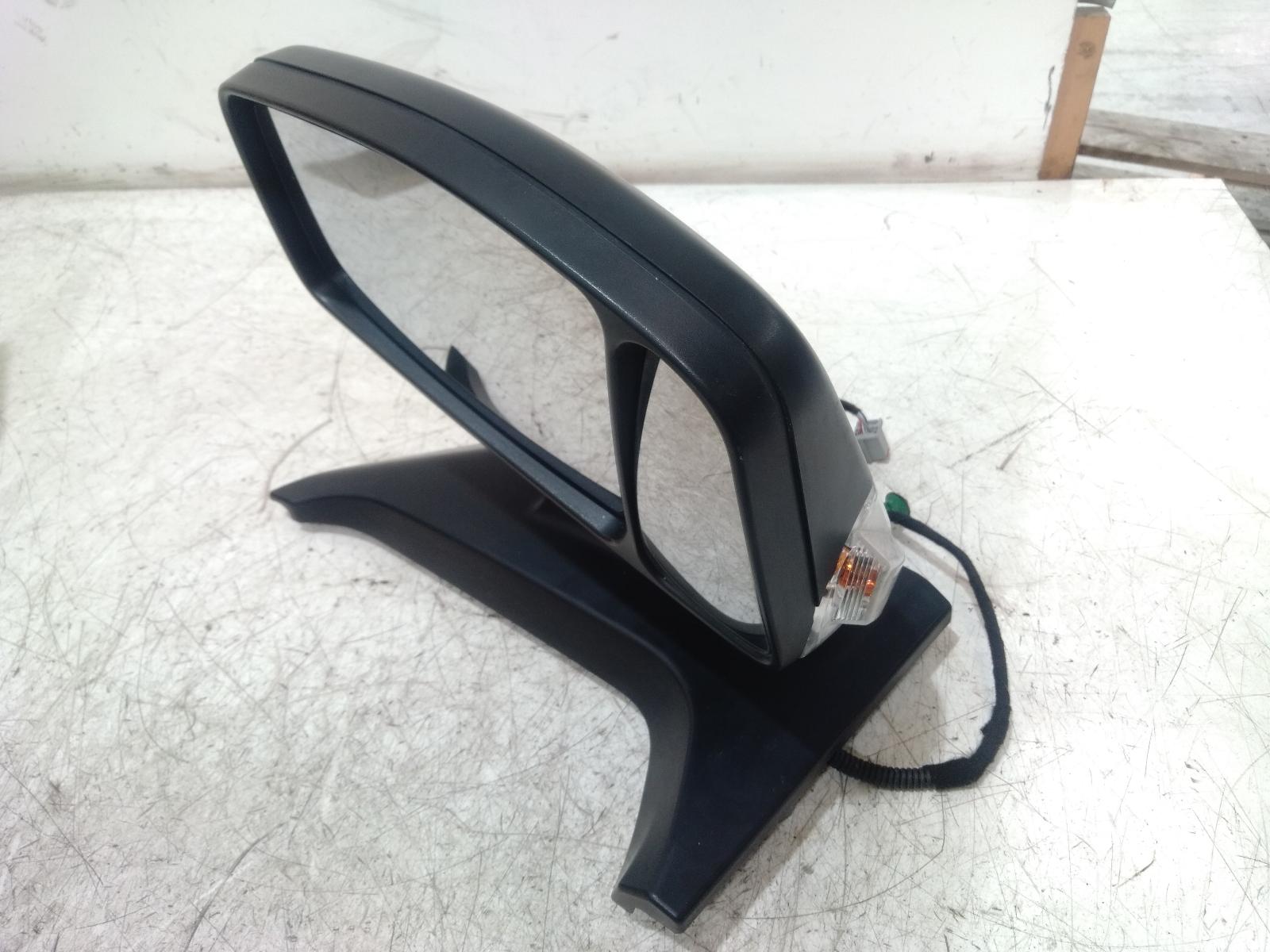 Right Door Mirror