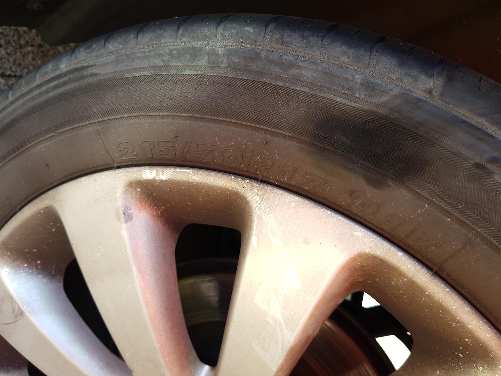 Holden Cruze - 2009-Present