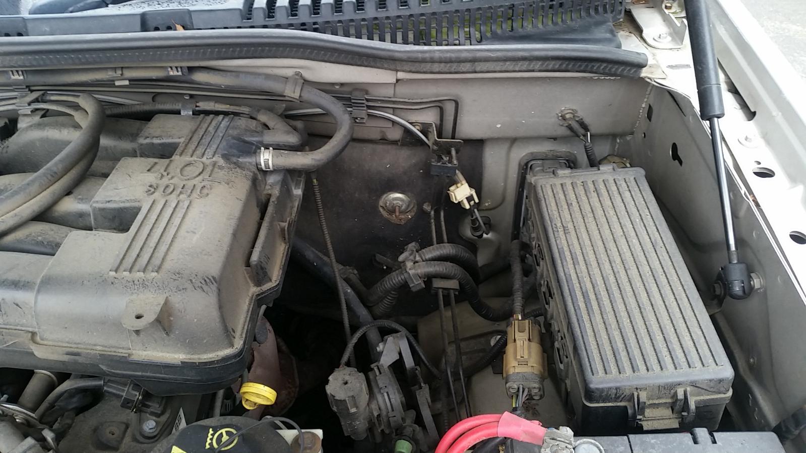 Ford Explorer - UT 2001-2005