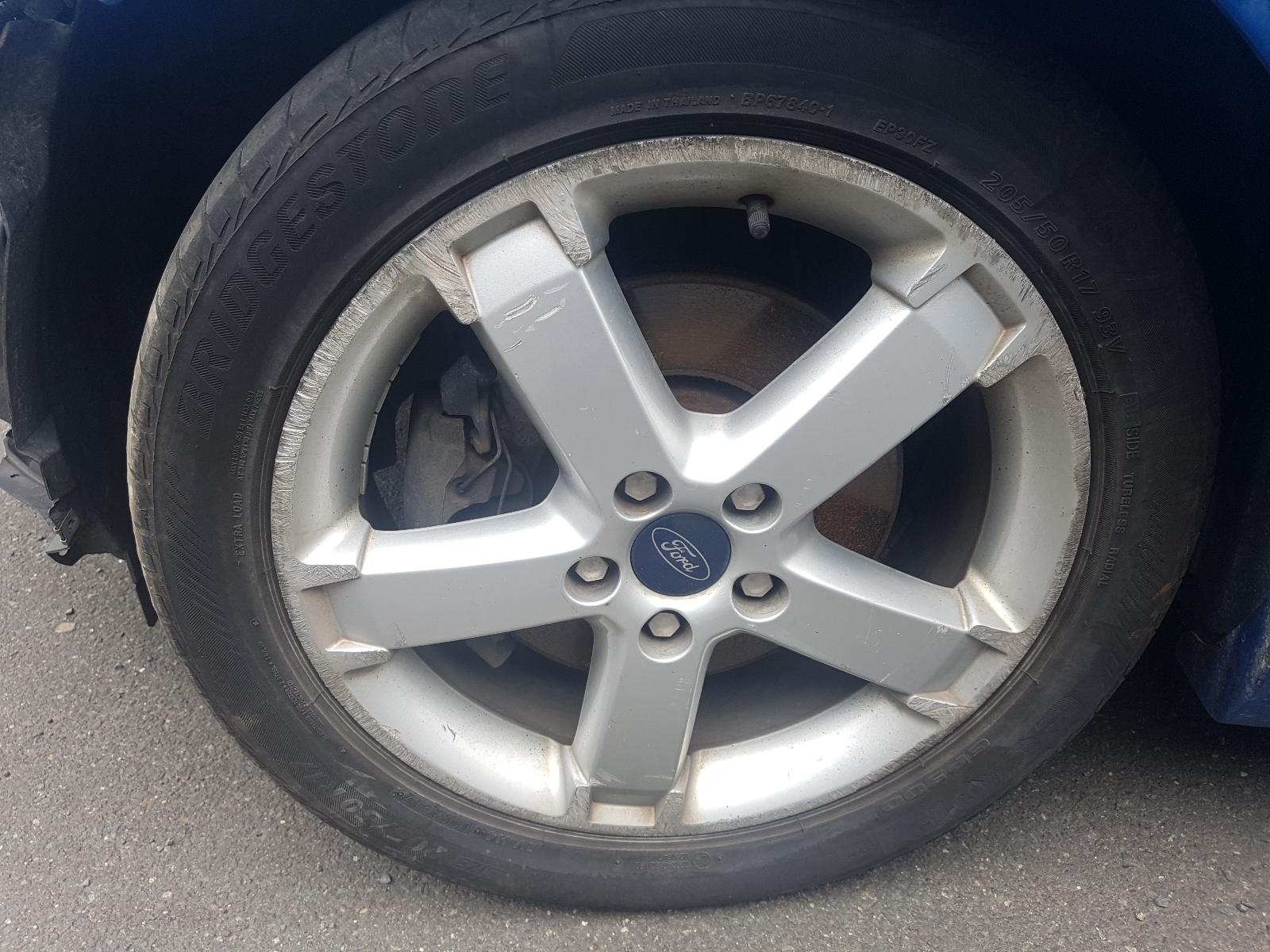 Ford Focus - LS 2005-2007