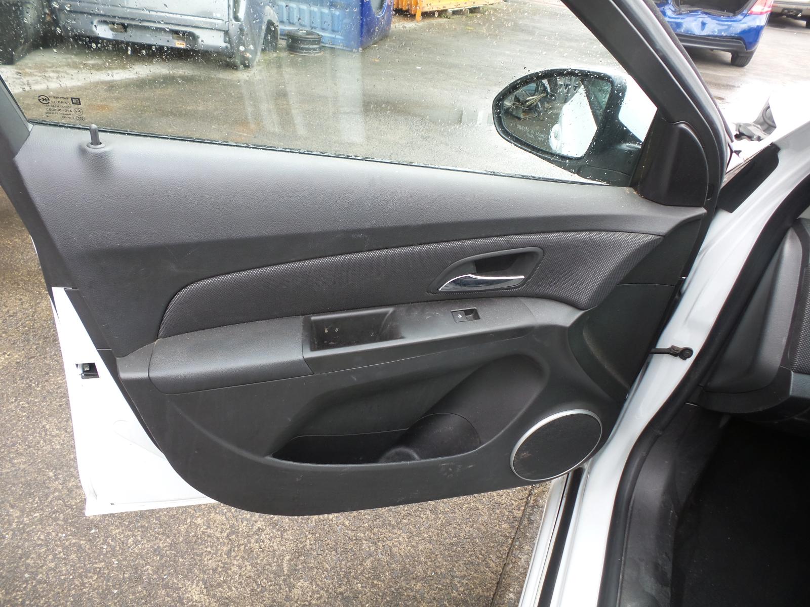 Holden Cruze - 2009-Present