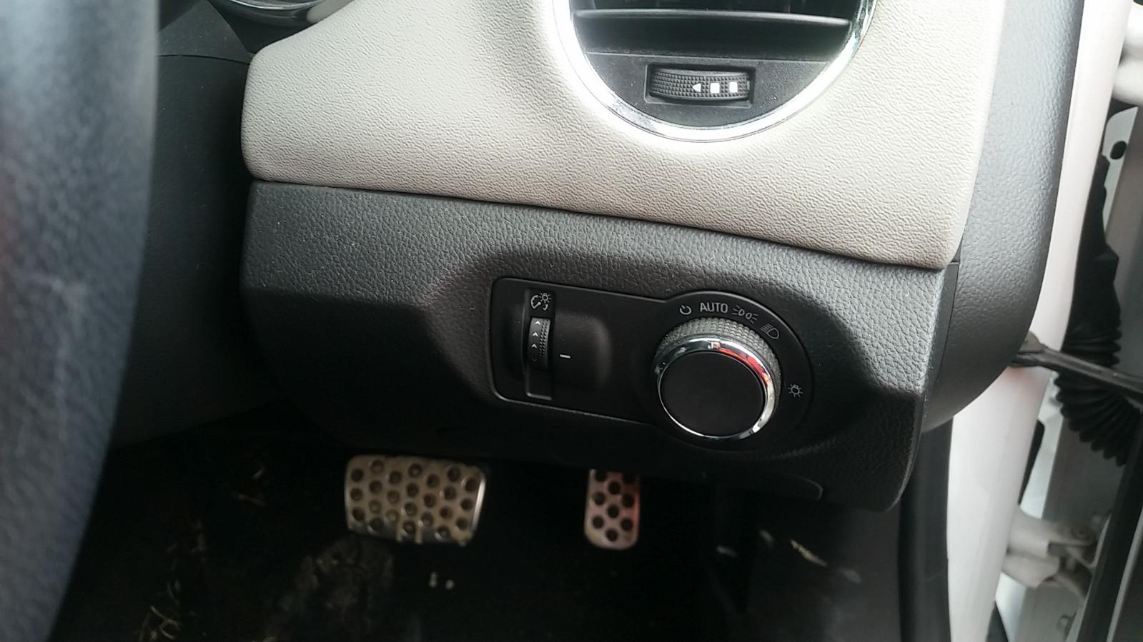 Holden Cruze - 2009-Present