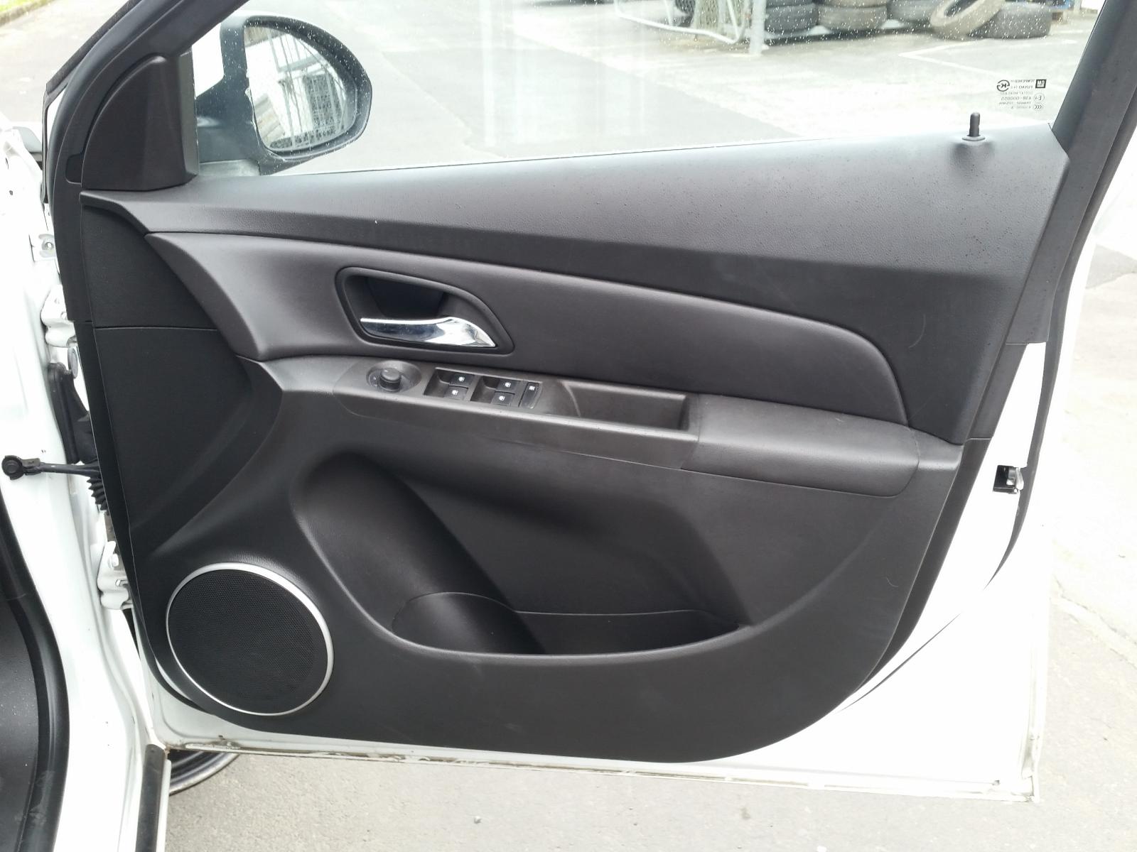 Holden Cruze - 2009-Present