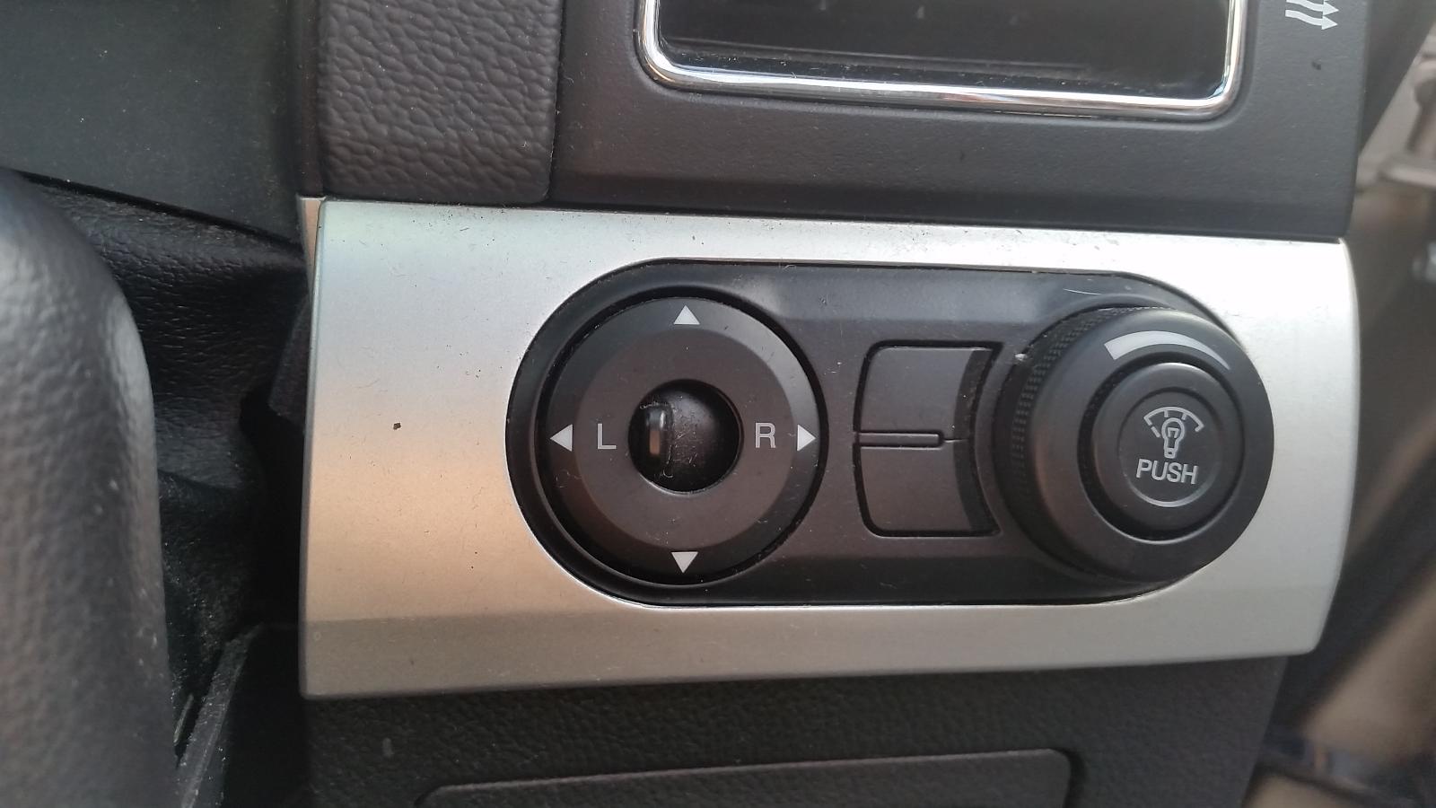 Holden Captiva - Captiva 7 2011-Present