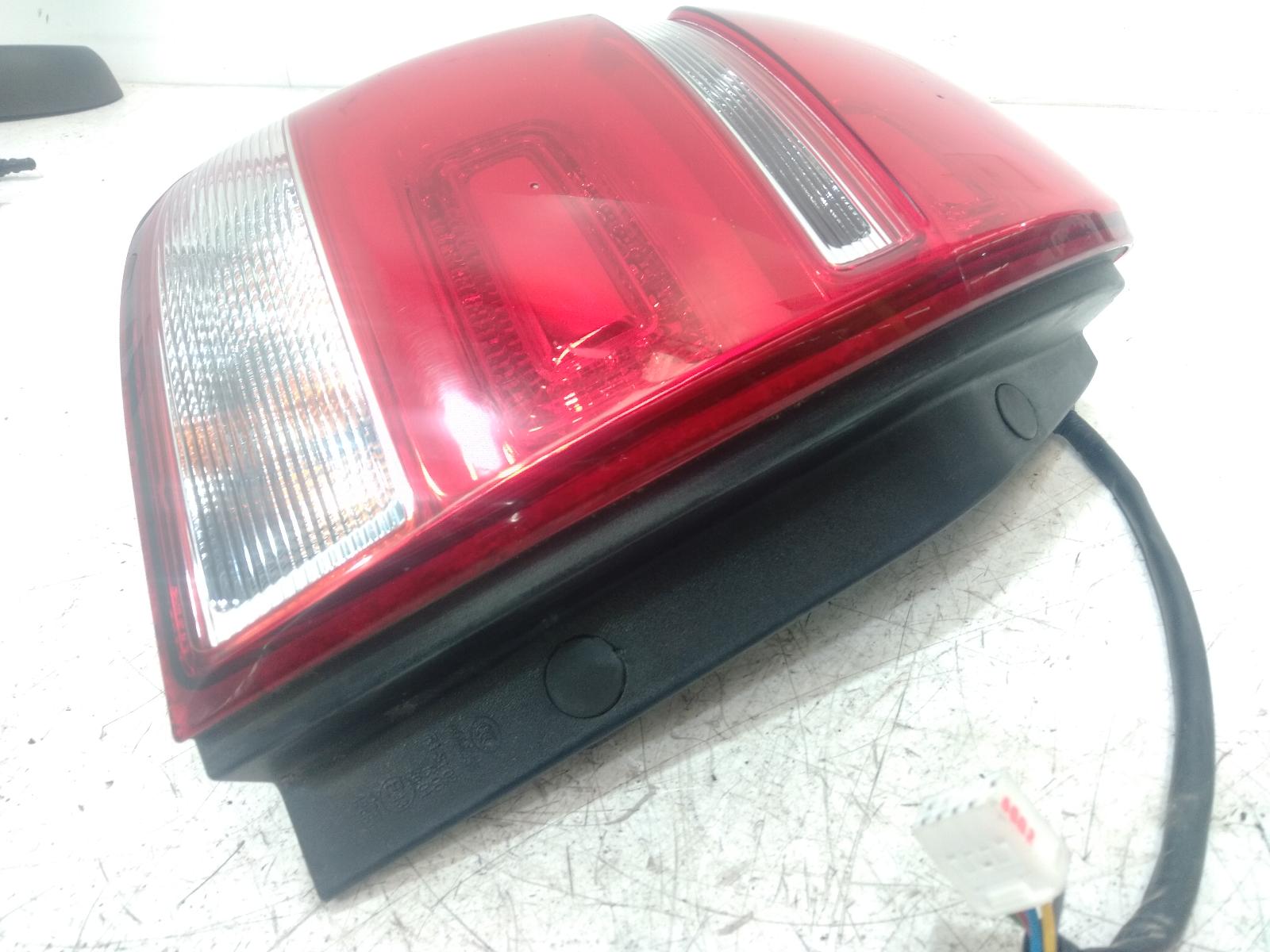 Left_Taillight