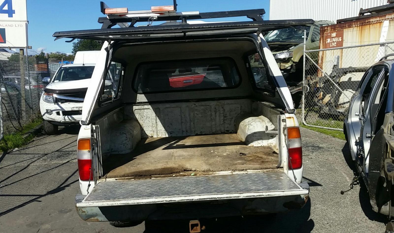 Ford Courier - 03-05