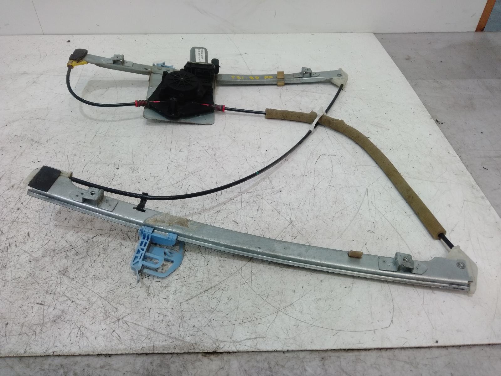 Right_Front_Window_Reg_Motor