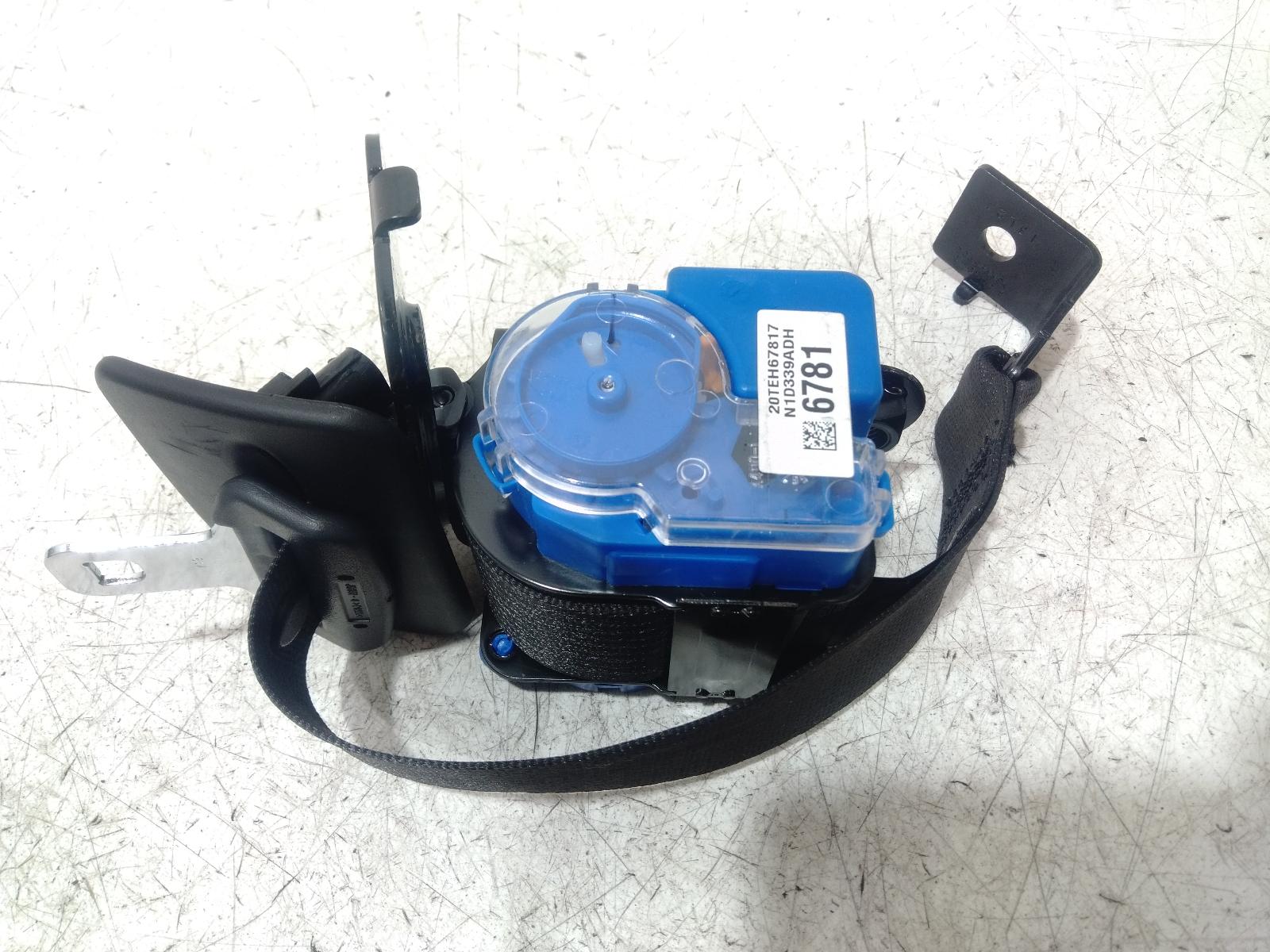 Seat_Belt_Stalk