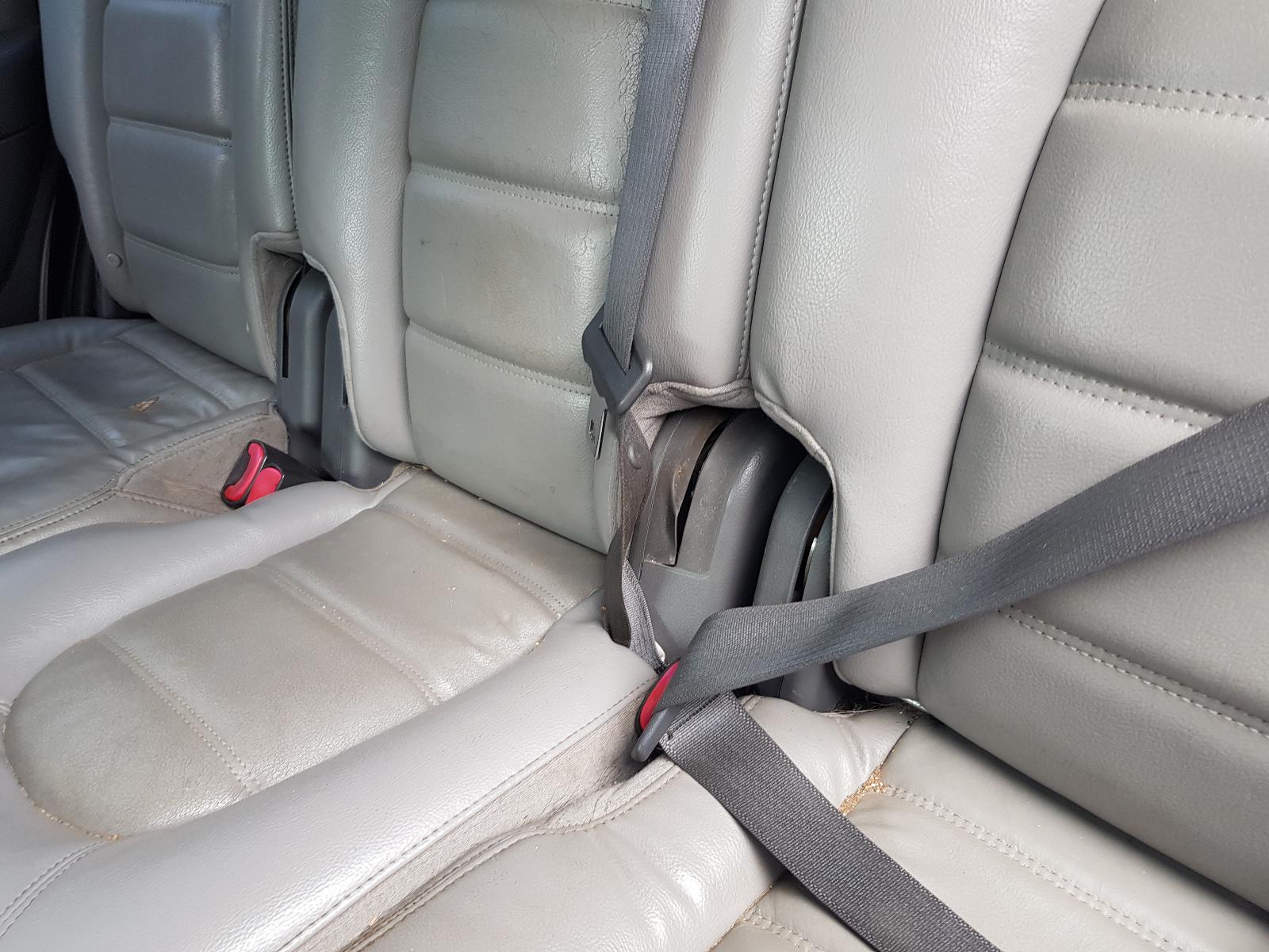 Ford Explorer - UT 2001-2005