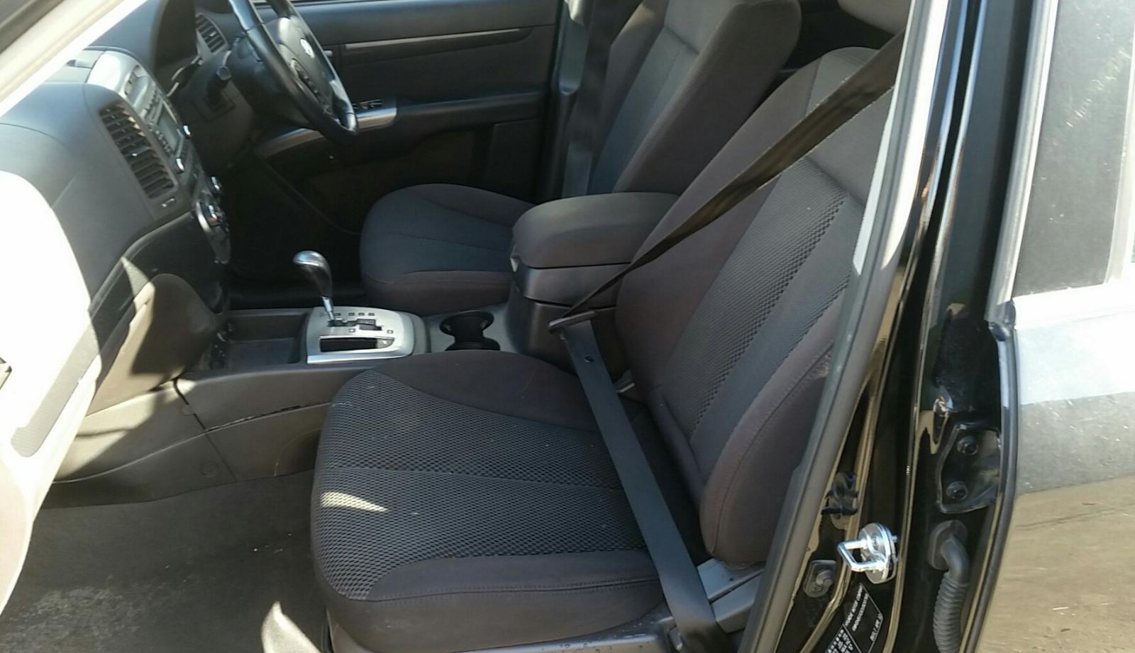 Hyundai Santa Fe - 2006-2012