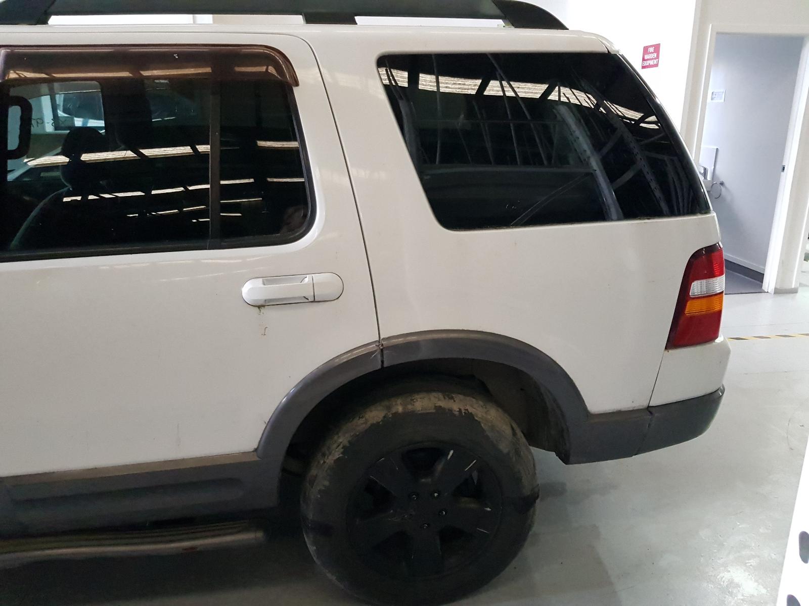 Ford Explorer - UT 2005-2007