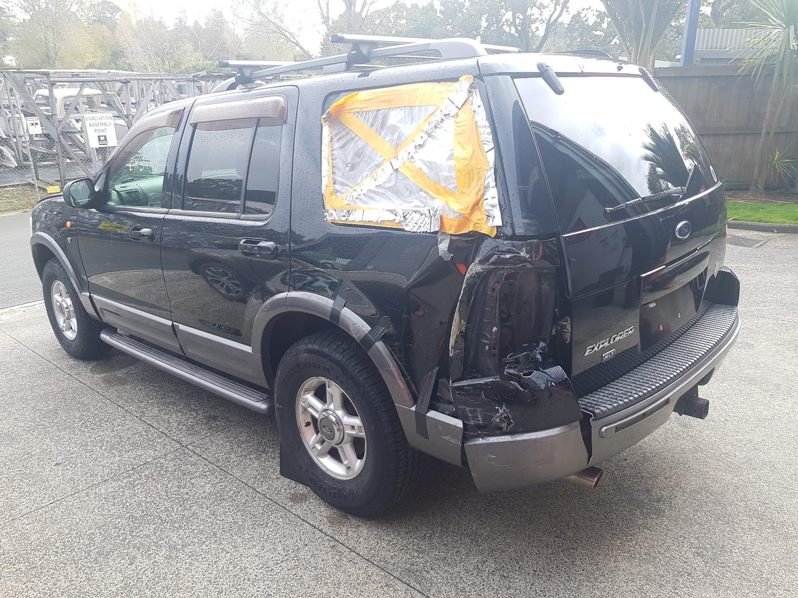 Ford Explorer - UT 2001-2005