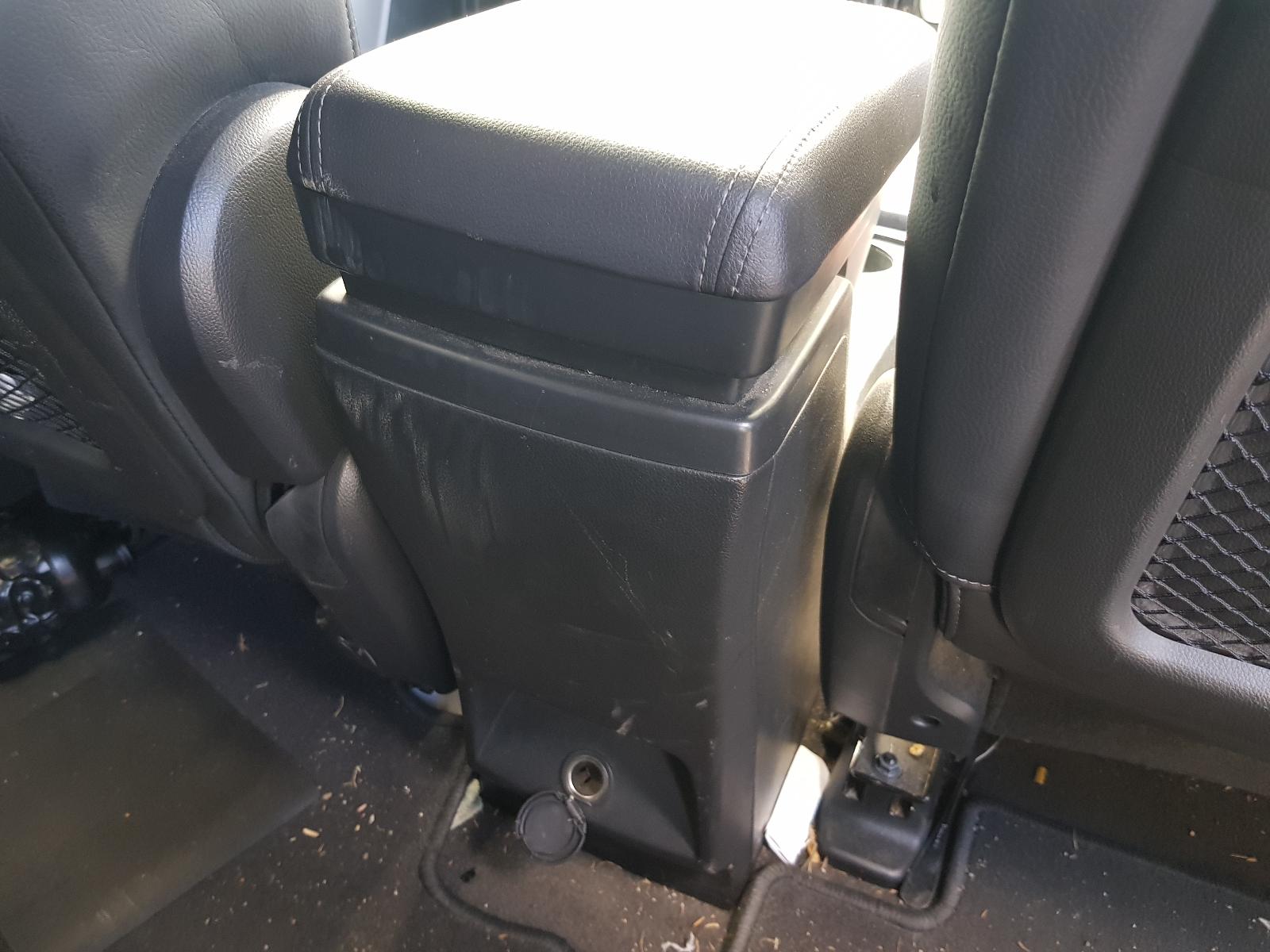 Holden Captiva - Captiva 7 2011-Present