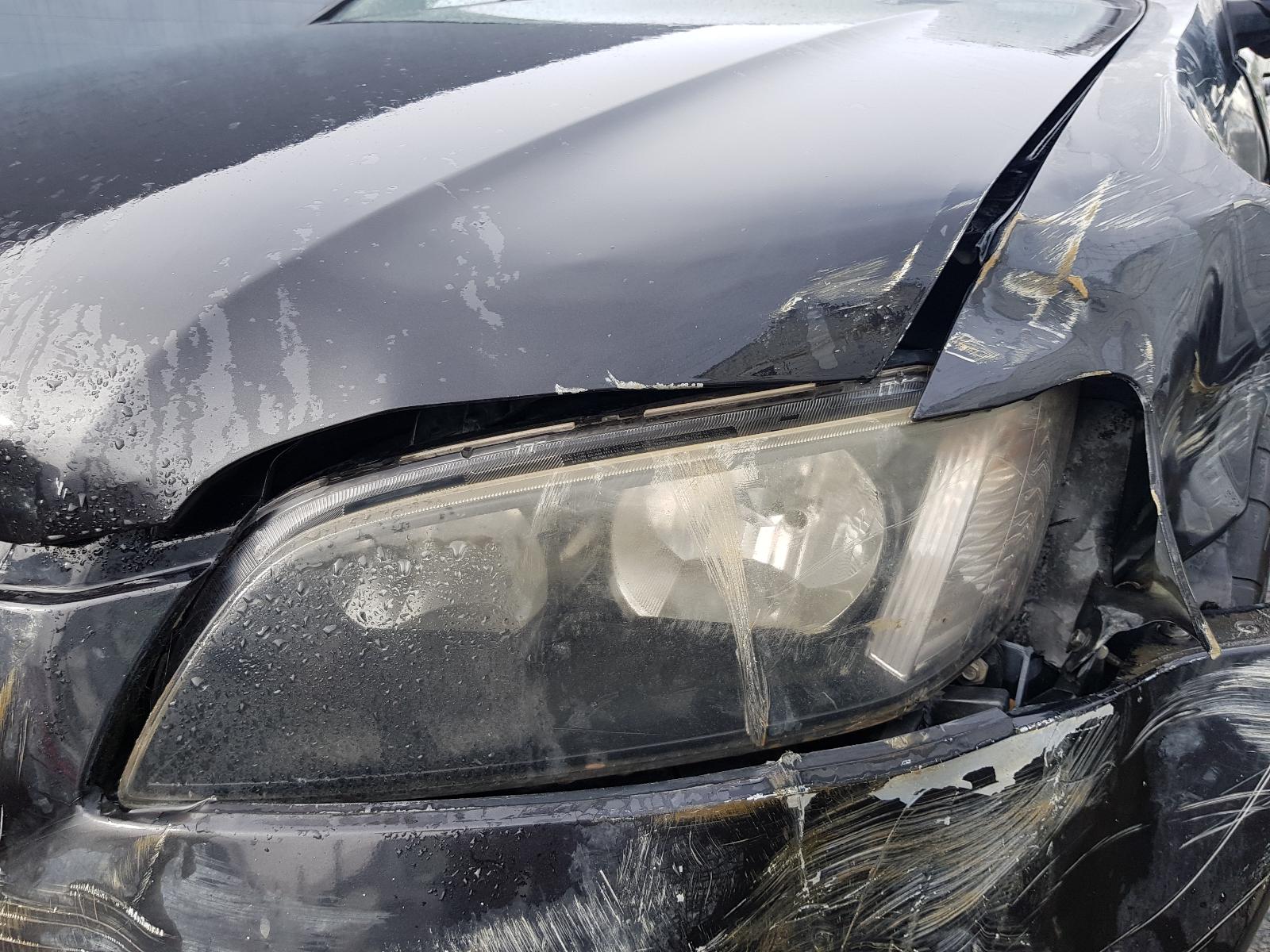 Holden Commodore - VE Omega 06-