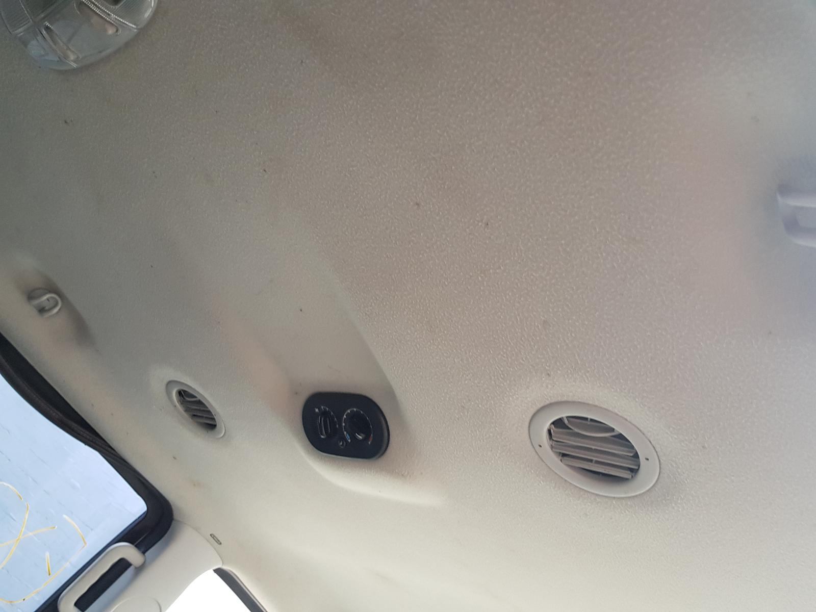 Ford Explorer - UT 2001-2005