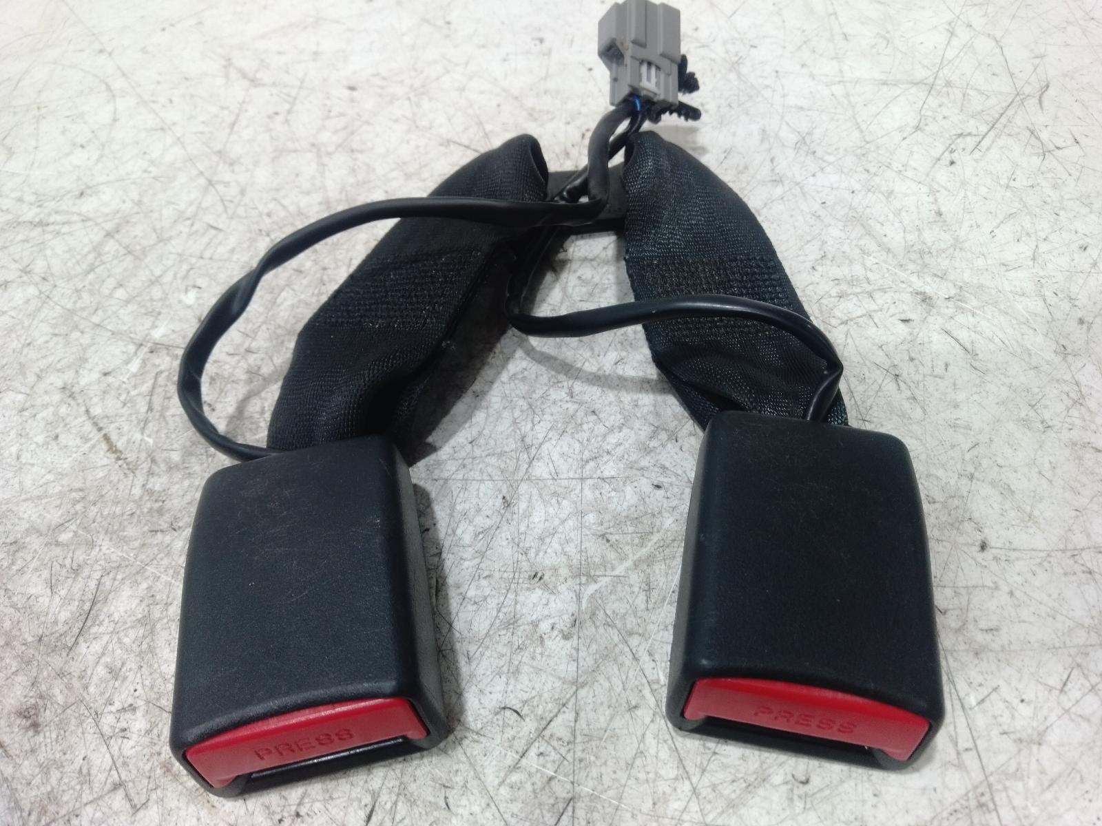 Seat_Belt_Stalk