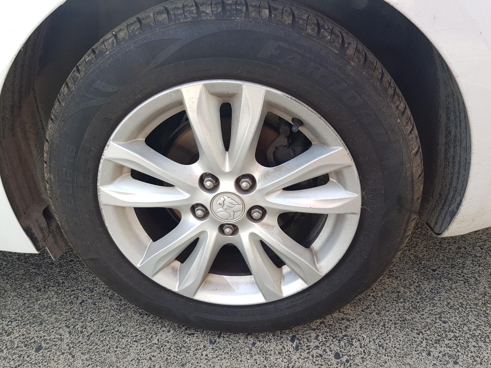 Holden Cruze - 2009-Present