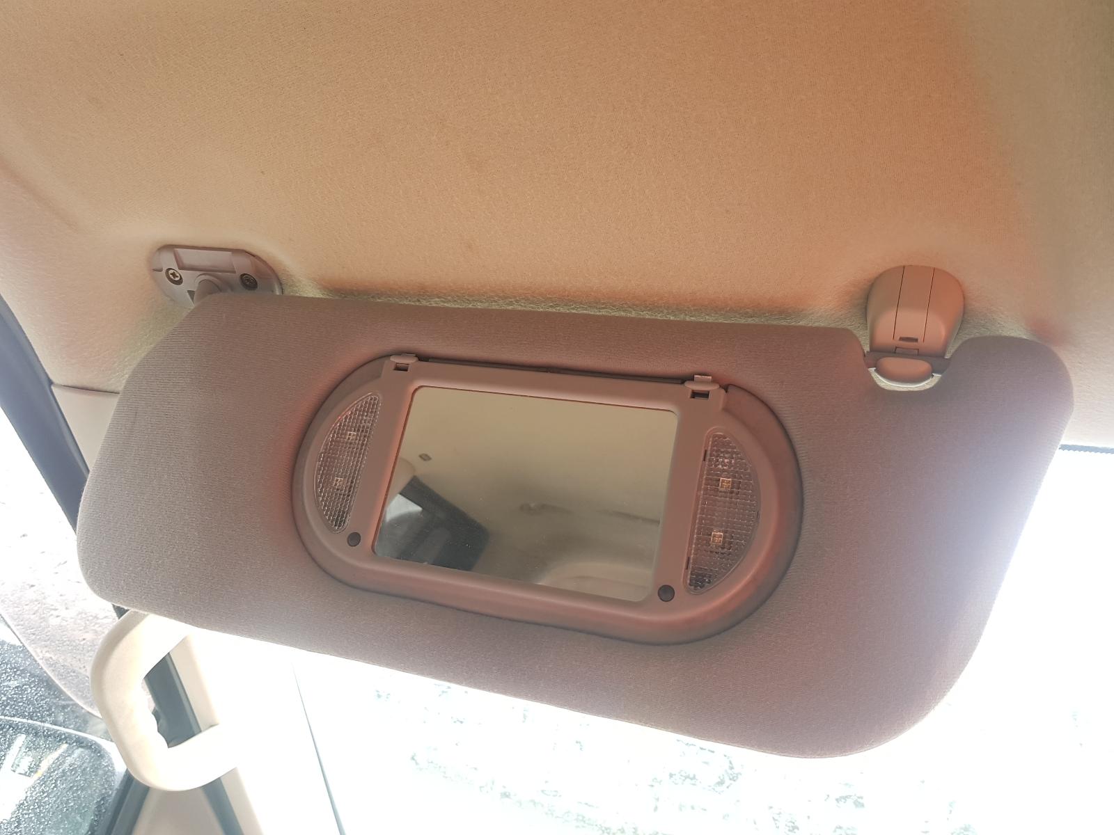 Ford Explorer - UT 2001-2005