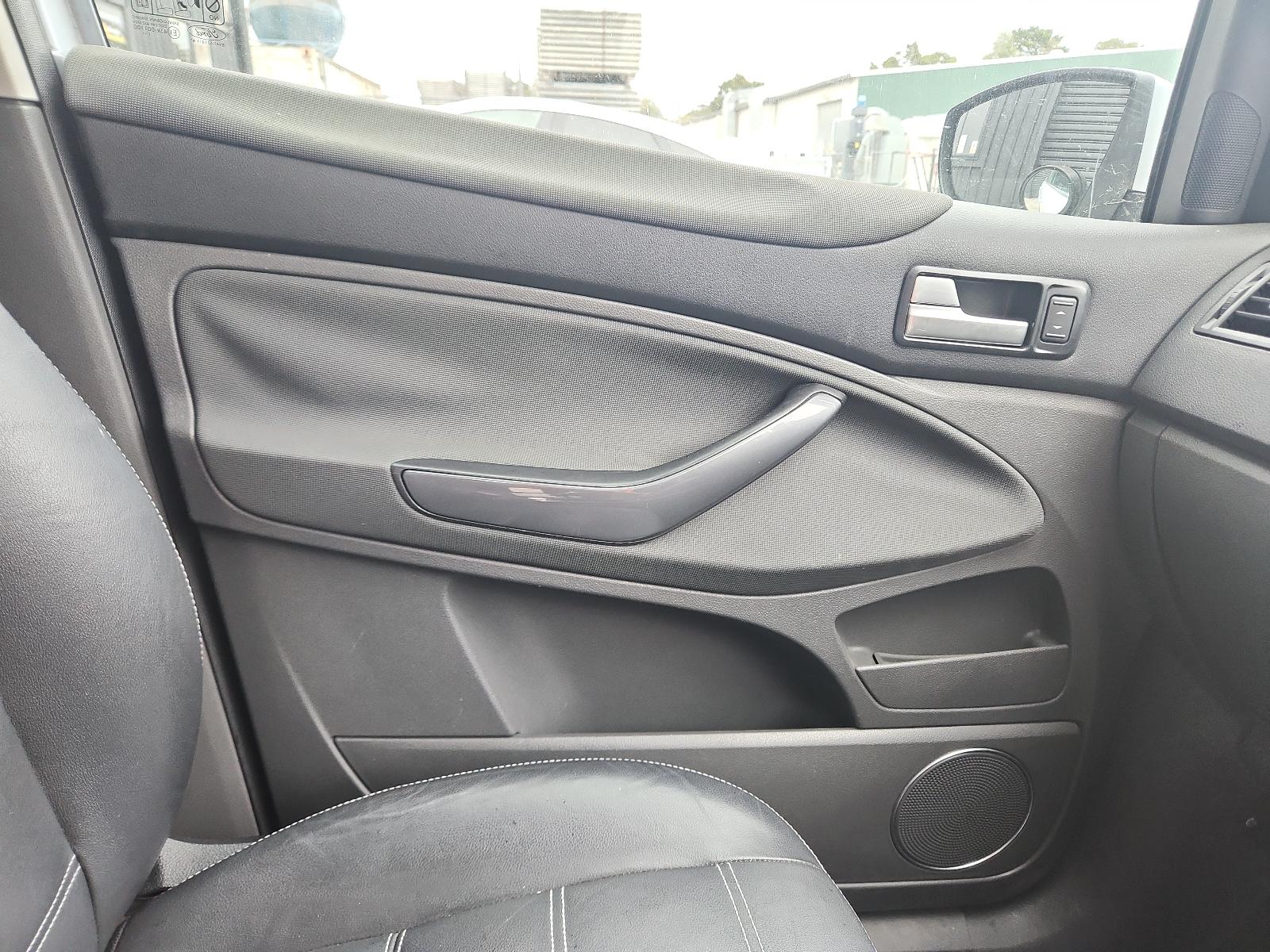 Ford Kuga - TE 2012-2013