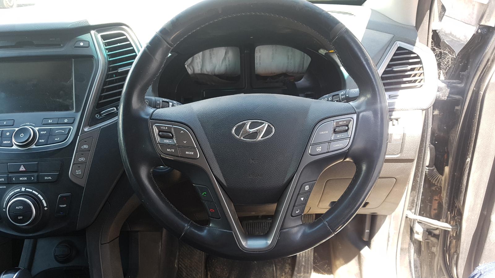 Hyundai Santa Fe - 2013-Present