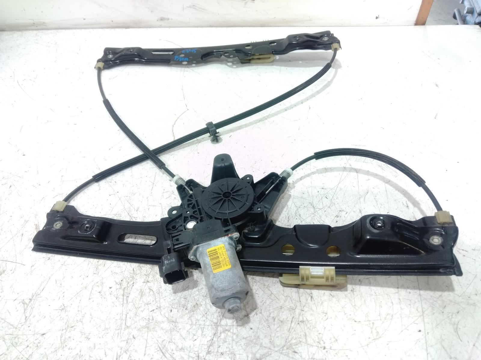 Right_Front_Window_Reg_Motor