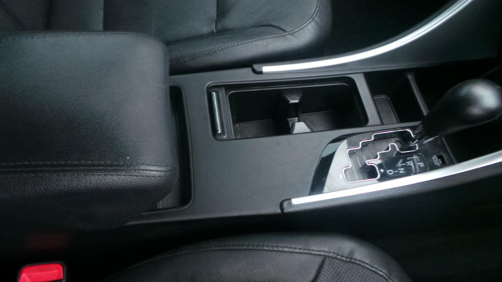 Hyundai i45 - 2010-2013