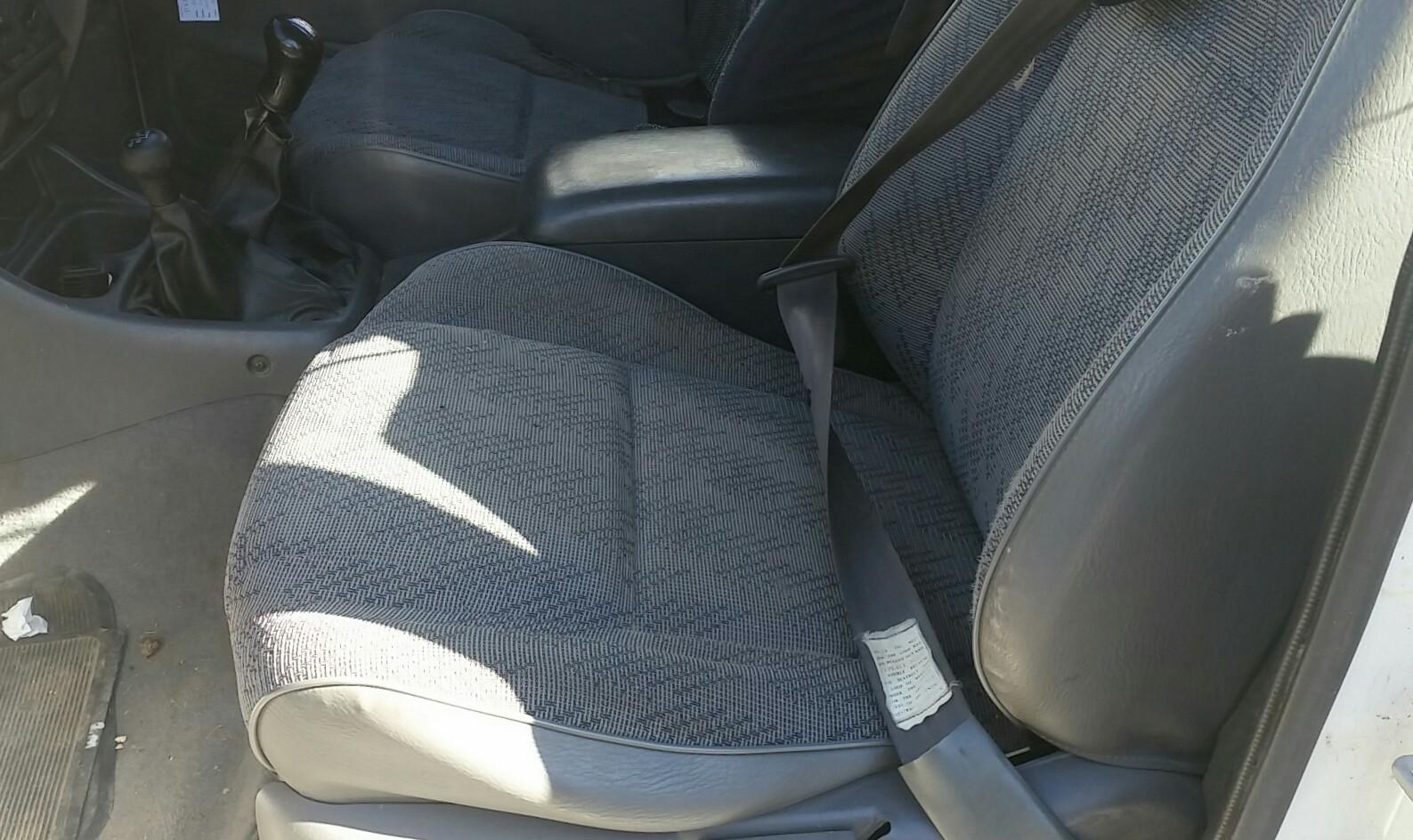 Ford Courier - 03-05