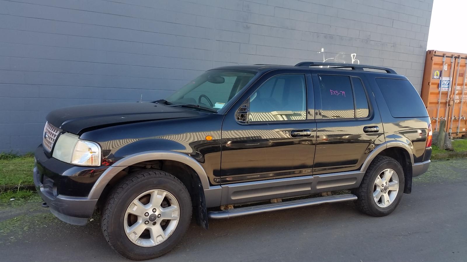 Ford Explorer - UT 2001-2005