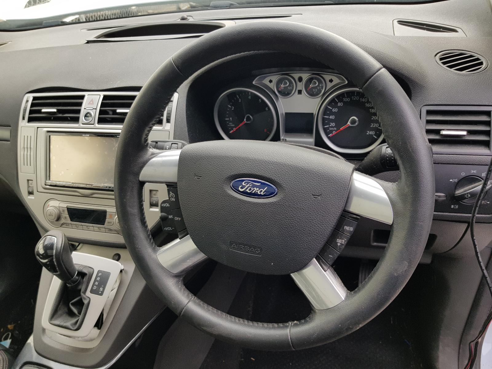 Ford Kuga - TE 2012-2013