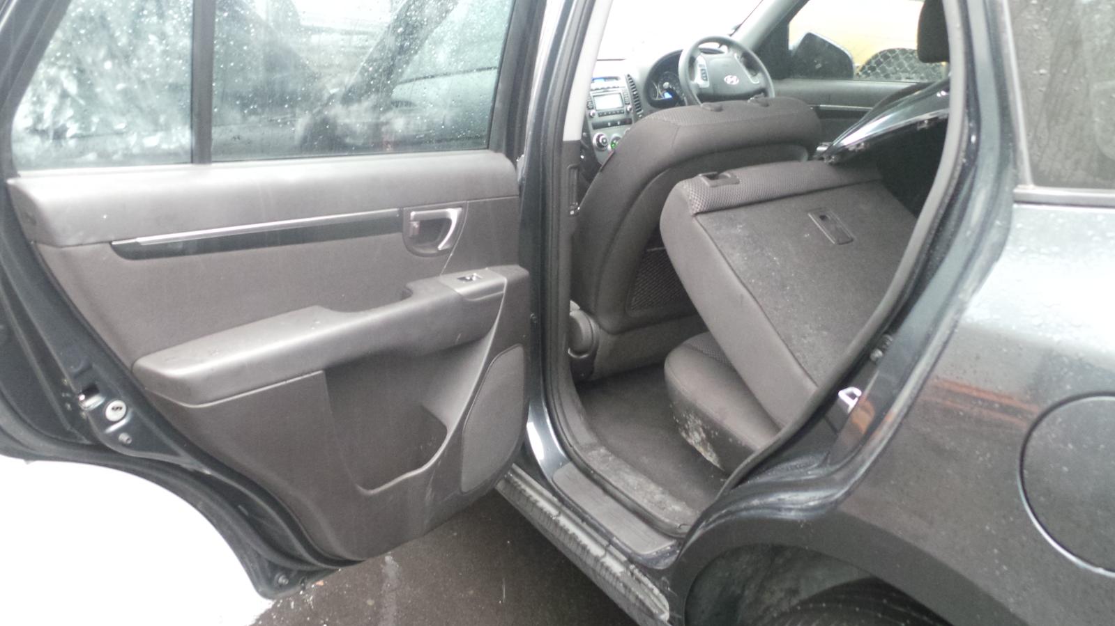 Hyundai Santa Fe - 2006-2012