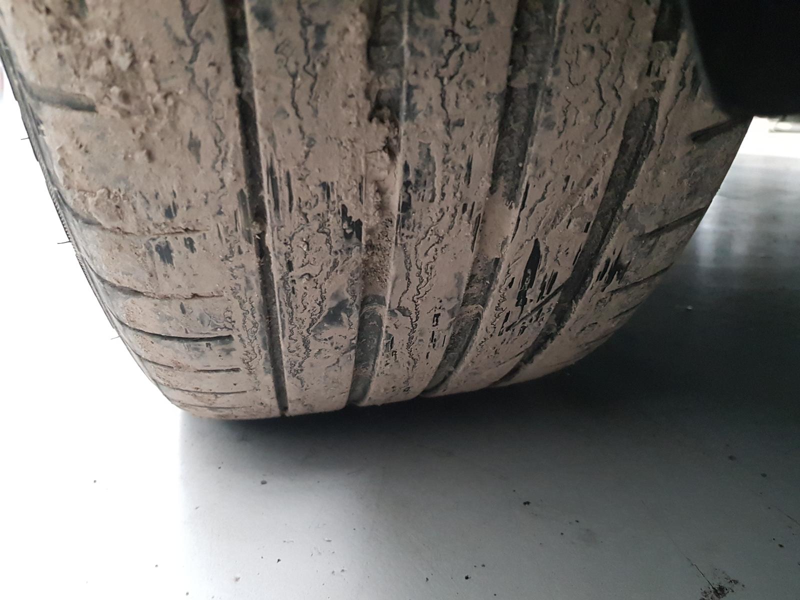 Ford Kuga - 2008-2012